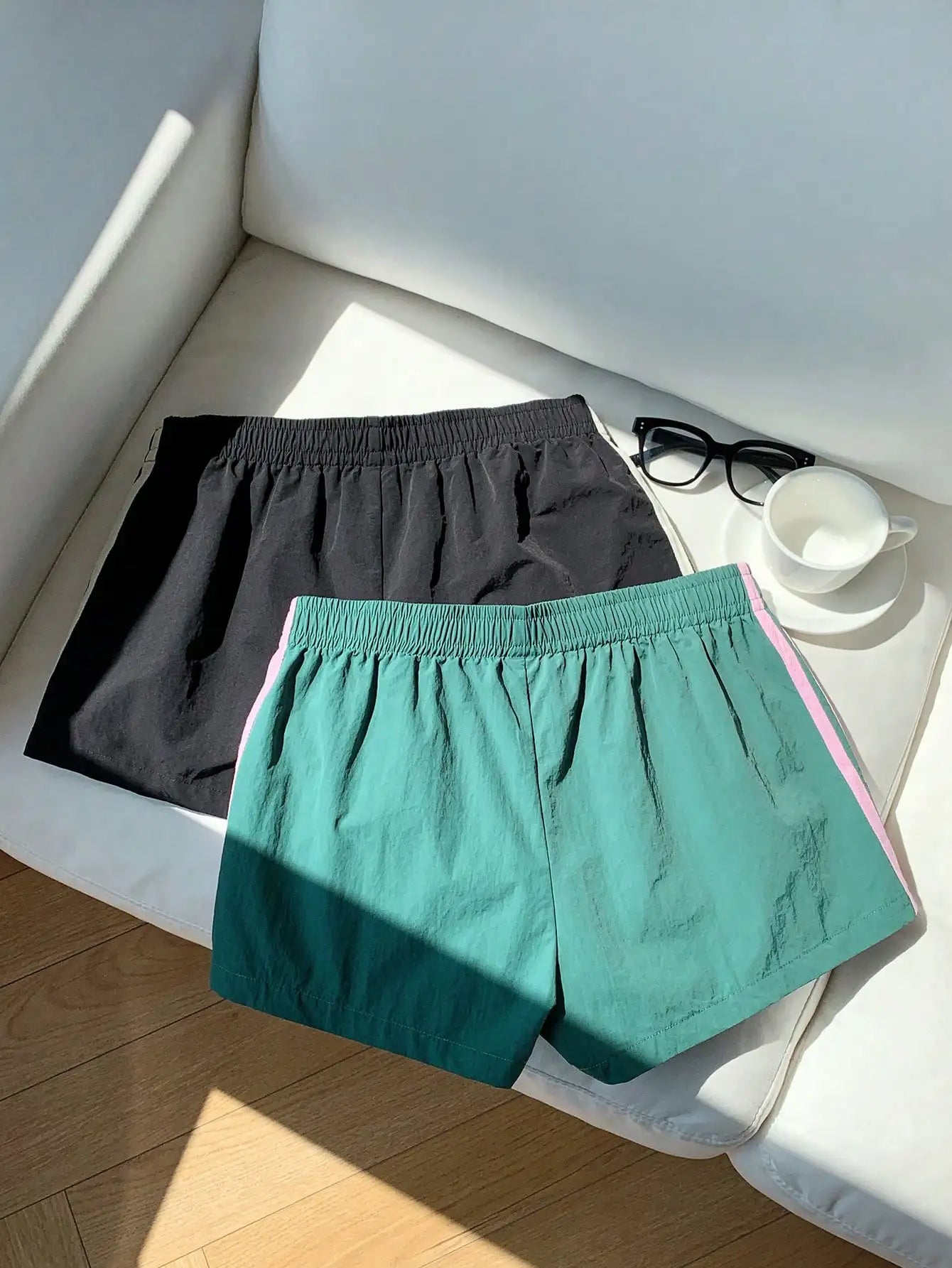2pcs Women's Side Stripe Elastic Waist Loose Sports Shorts, Summer Casual Streetwear, Black & Green